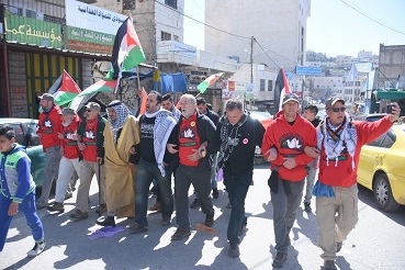 In Hebron just before the tear gas was fired at us. (Ellen Davidson photo)